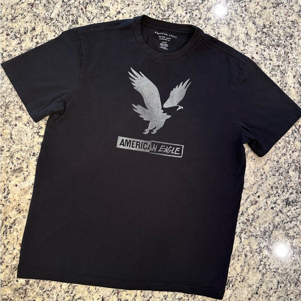 American Eagle Outfitters Men’s Medium Black Super Soft Crew-Neck T-Shirt